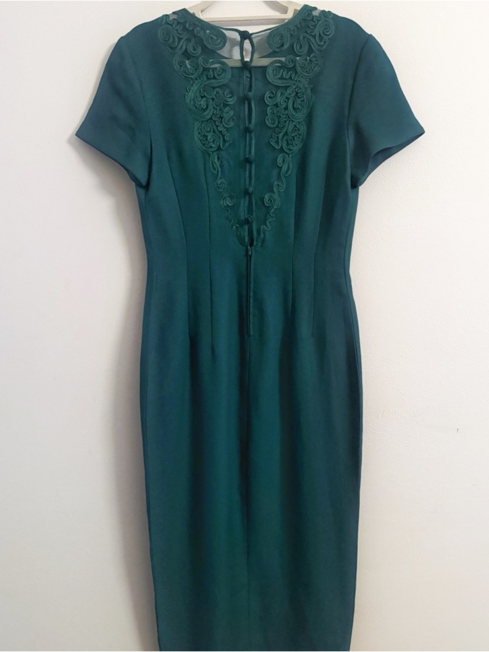 Maggy London Green Lace Detail Sheath Midi Dress Size 10 Elegant Formal - Picture 3 of 8
